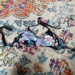 O’Neill bikini top